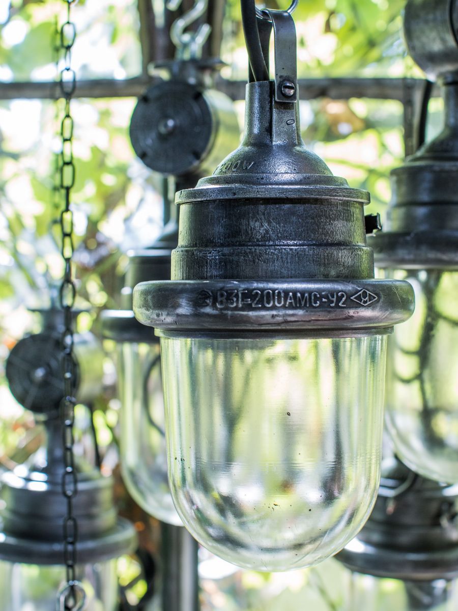 suspension metal et verre grande lampe ancienne industrielle – Image 10