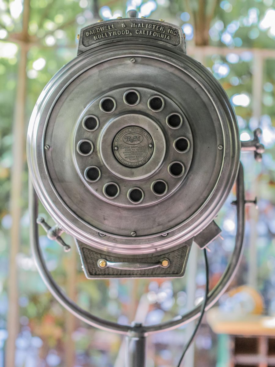 projecteur cinema MCALISTER des studios Hollywood Californie pied tripod – Image 9