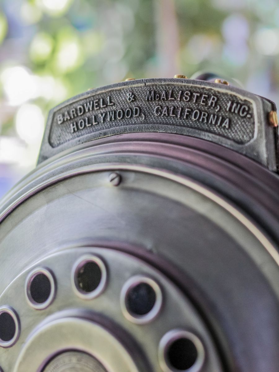 projecteur cinema MCALISTER des studios Hollywood Californie pied tripod – Image 16