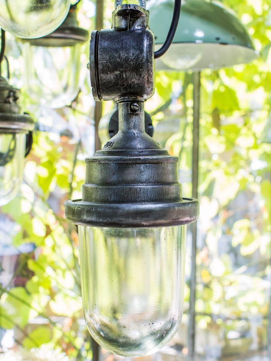 suspension metal et verre grande lampe ancienne industrielle – Image 11