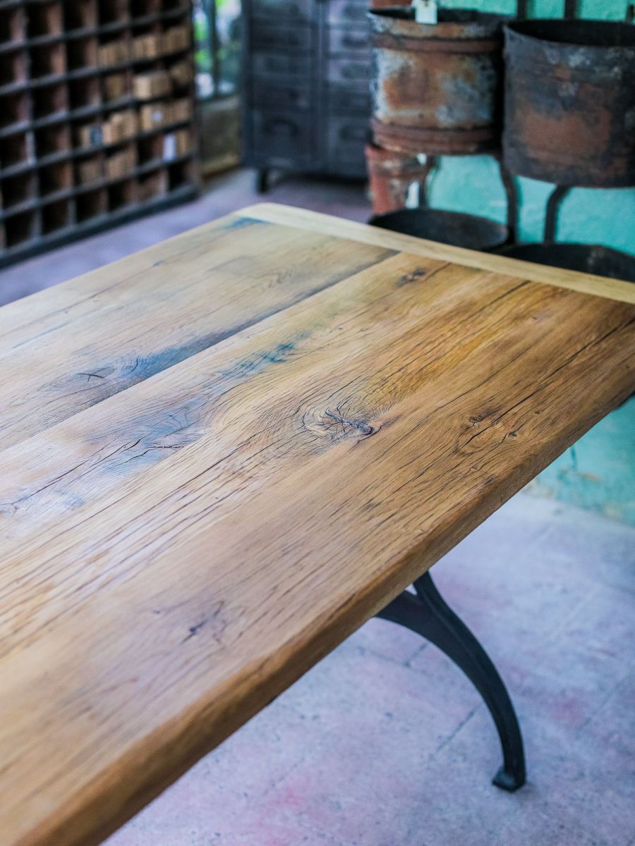 table industrielle plateau chene massif pietement fonte New York – Image 5