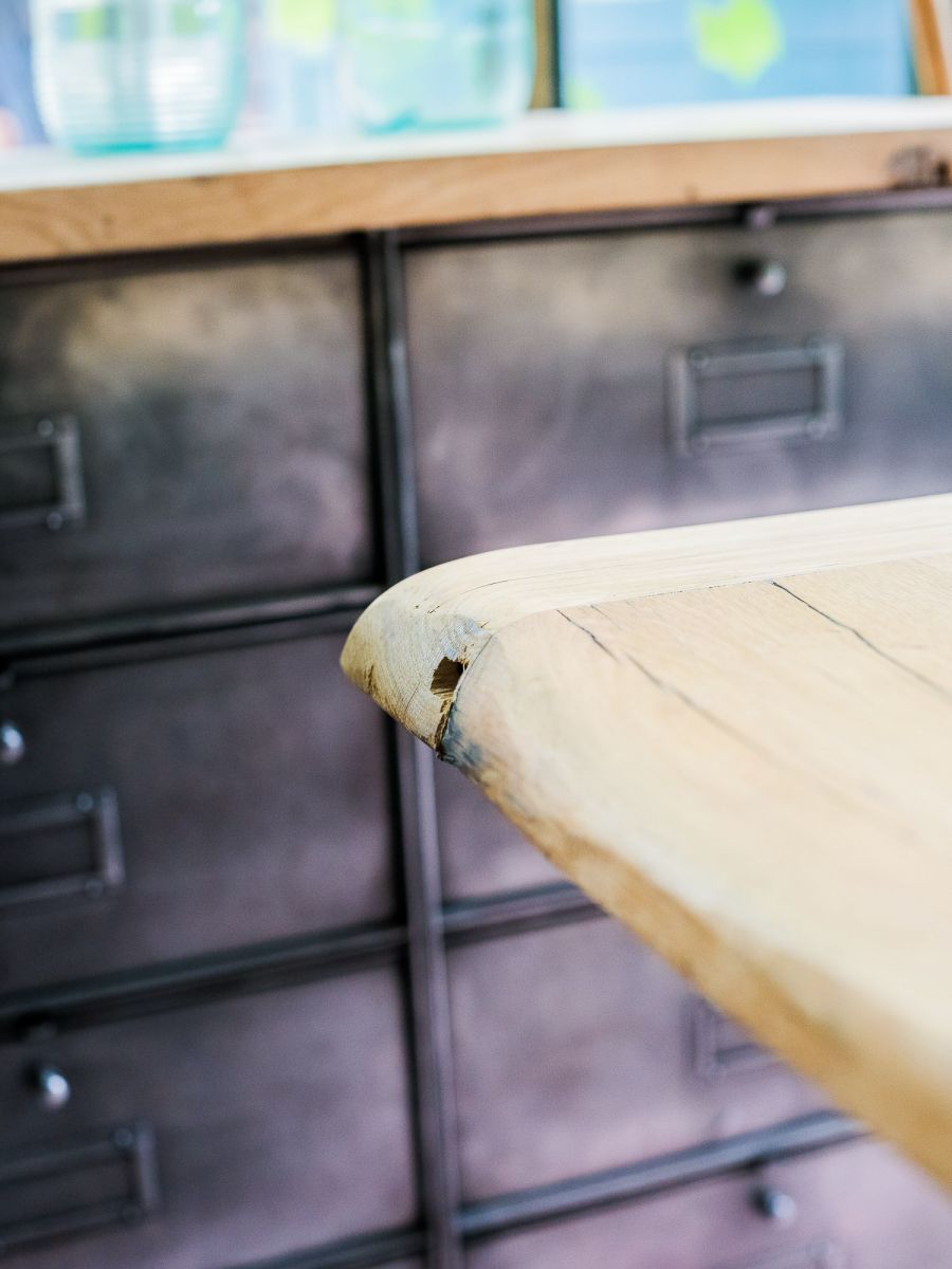 table industrielle plateau chene massif pietement fonte New York – Image 7