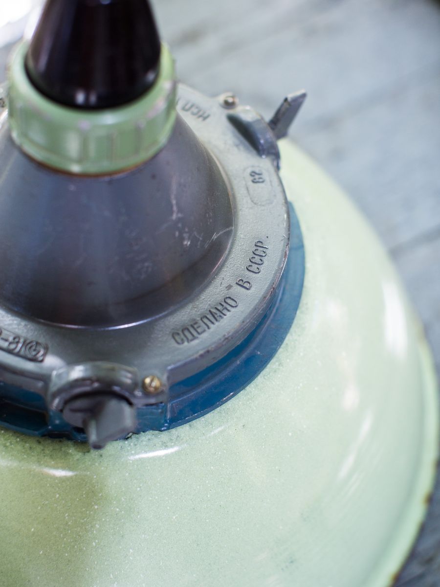 abat jour emaillee vert lampe industrielle globe verre – Image 4