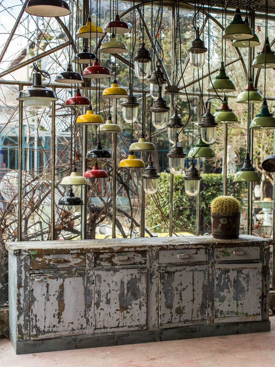 tres grand etabli de mecanique industriel poste de travail dans son jus – Image 2