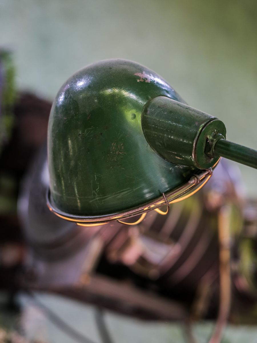 Lampe atelier R.g Levallois modele garagiste patine d'origine – Image 6