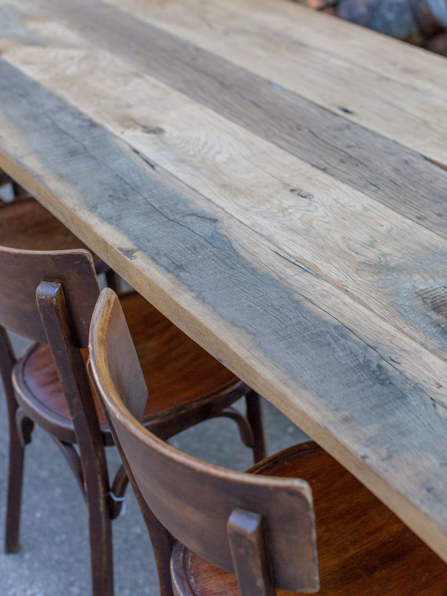 grande table industrielle plateau ancien chene massif pietement fonte – Image 11