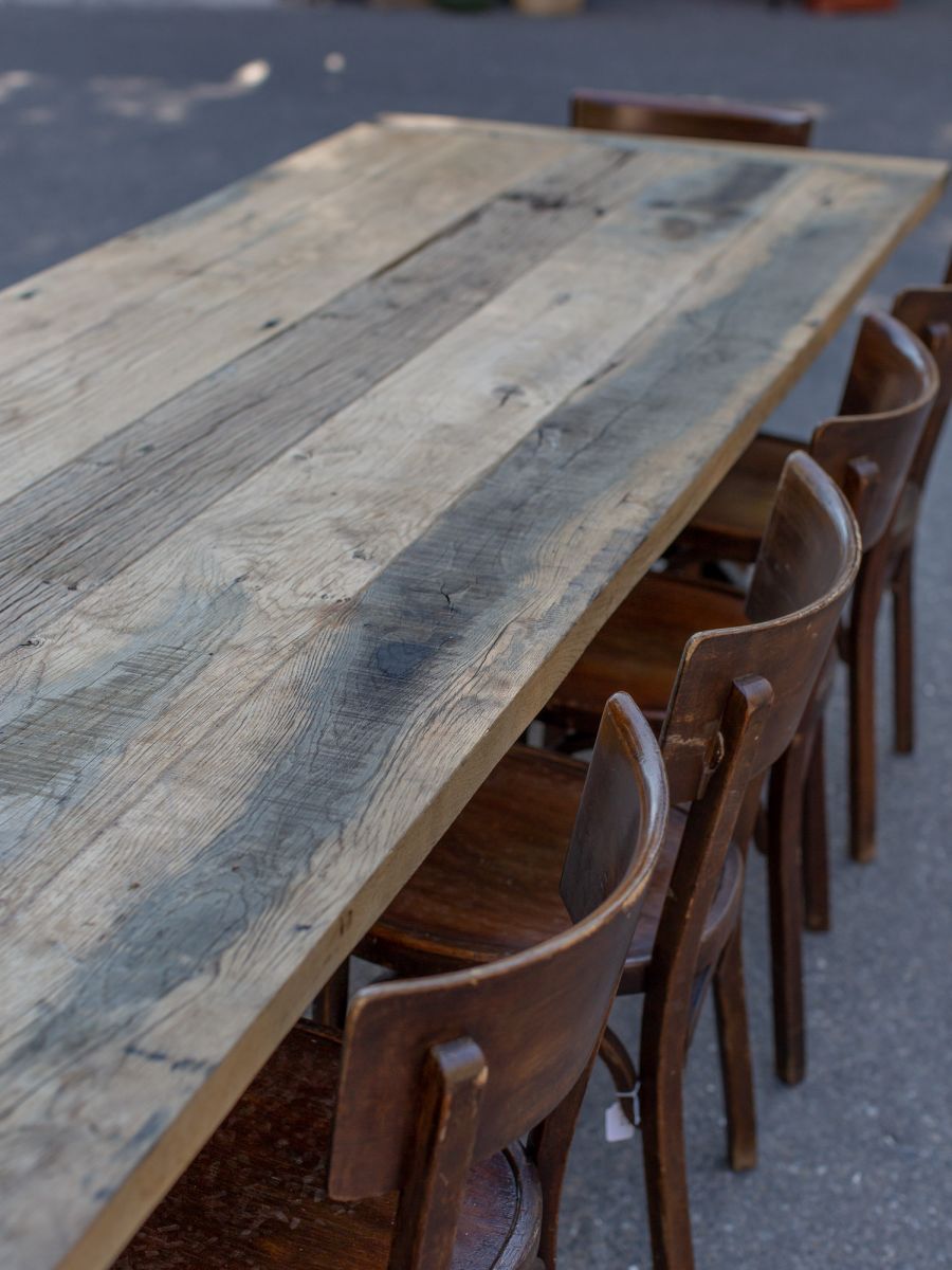 grande table industrielle plateau ancien chene massif pietement fonte – Image 13