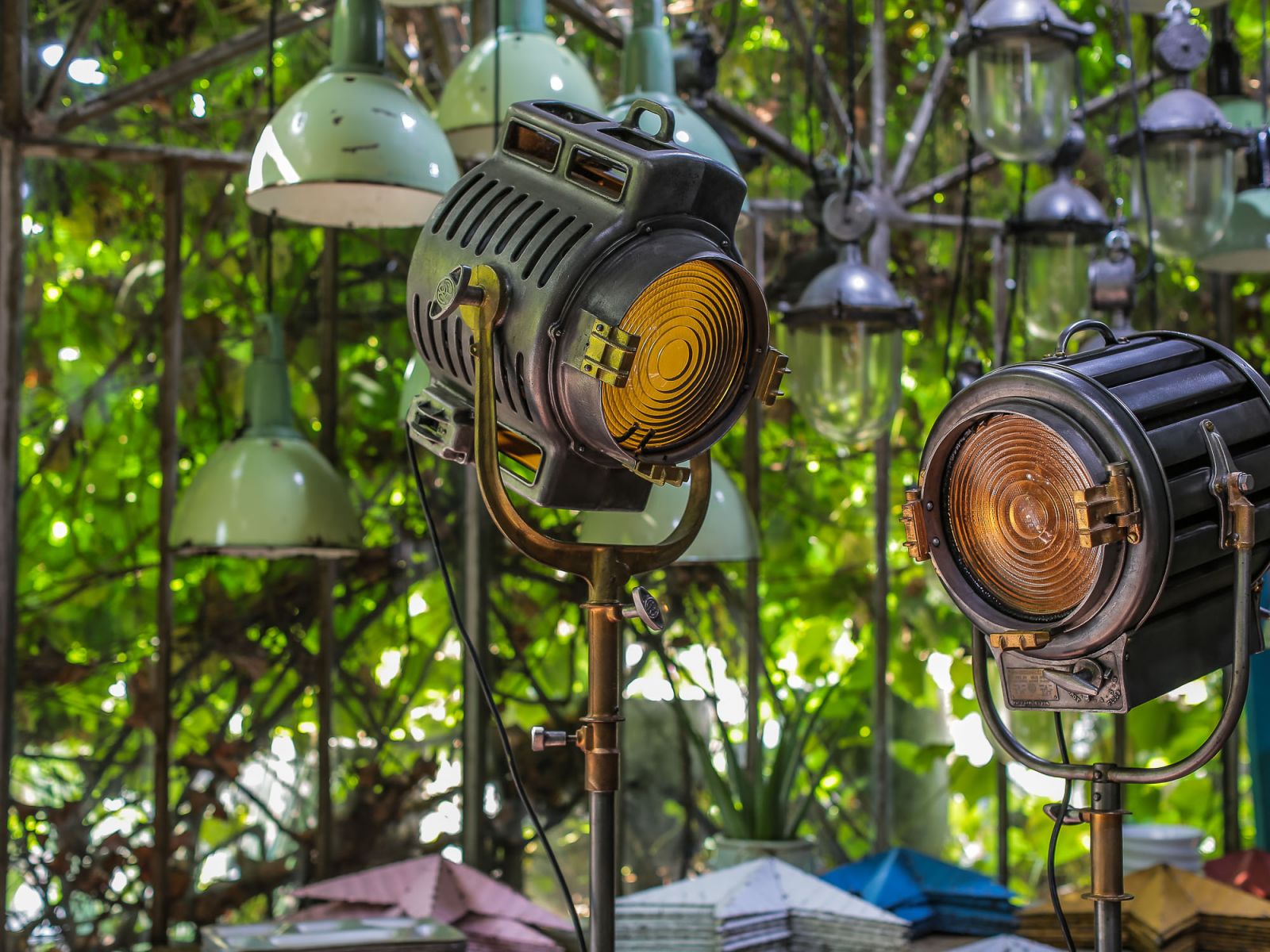 grand projecteur cinema MOLE RICHARDSON studio PINWOOD – Image 21