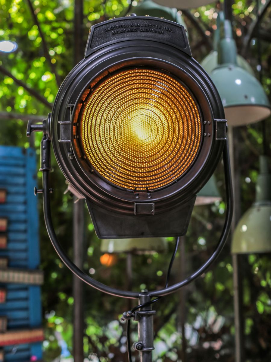 projecteur cinema MCALISTER des studios Hollywood Californie pied tripod – Image 4