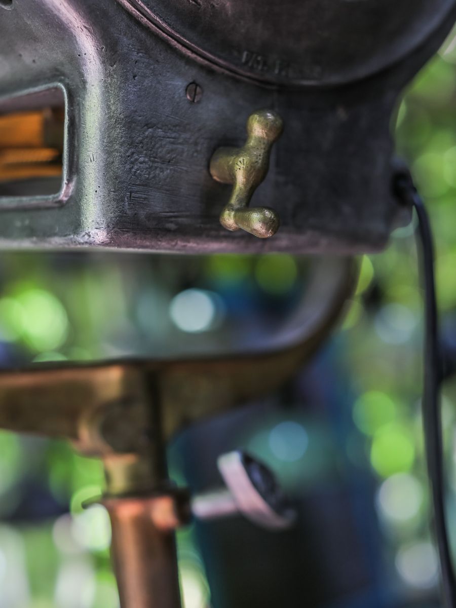 grand projecteur cinema MOLE RICHARDSON studio PINWOOD – Image 16