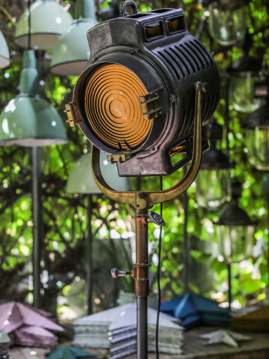 grand projecteur cinema MOLE RICHARDSON studio PINWOOD – Image 19