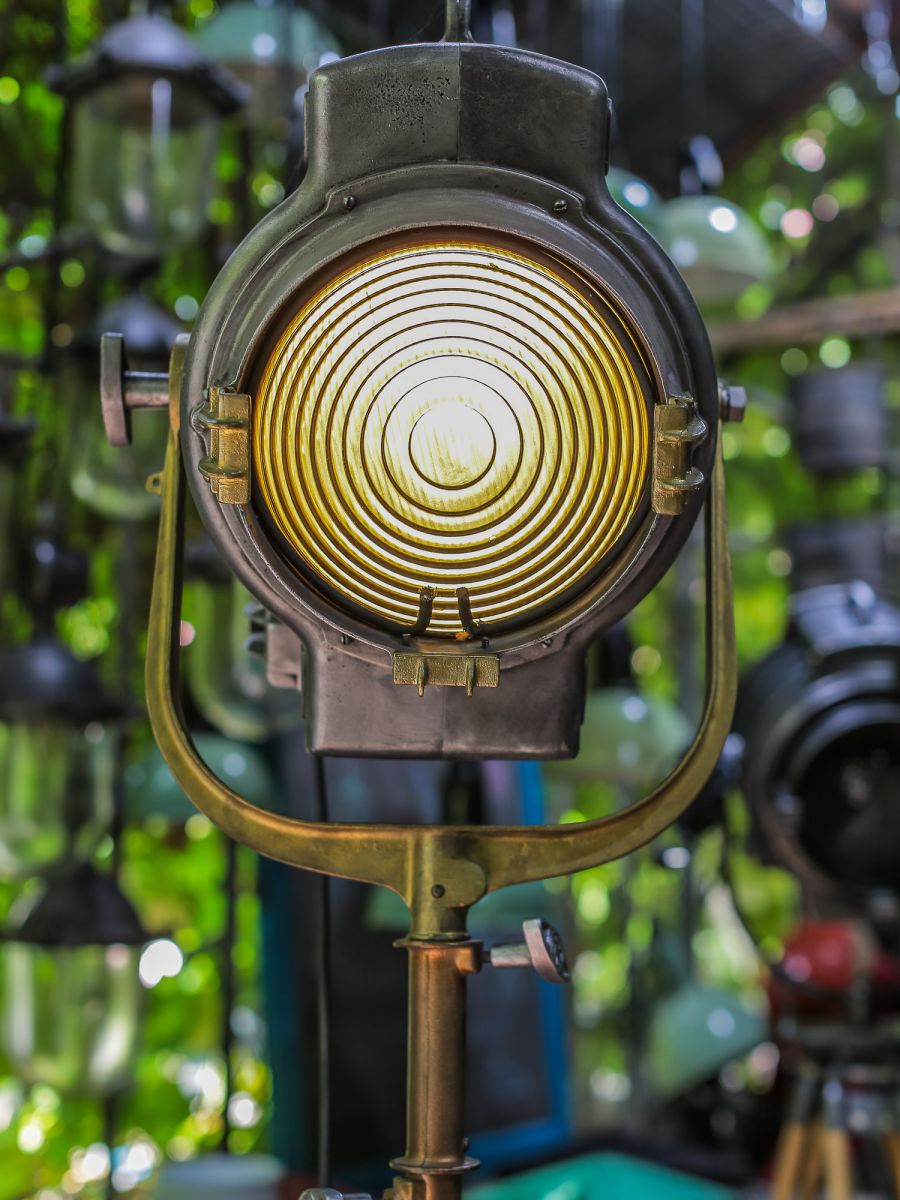 grand projecteur cinema MOLE RICHARDSON studio PINWOOD – Image 20