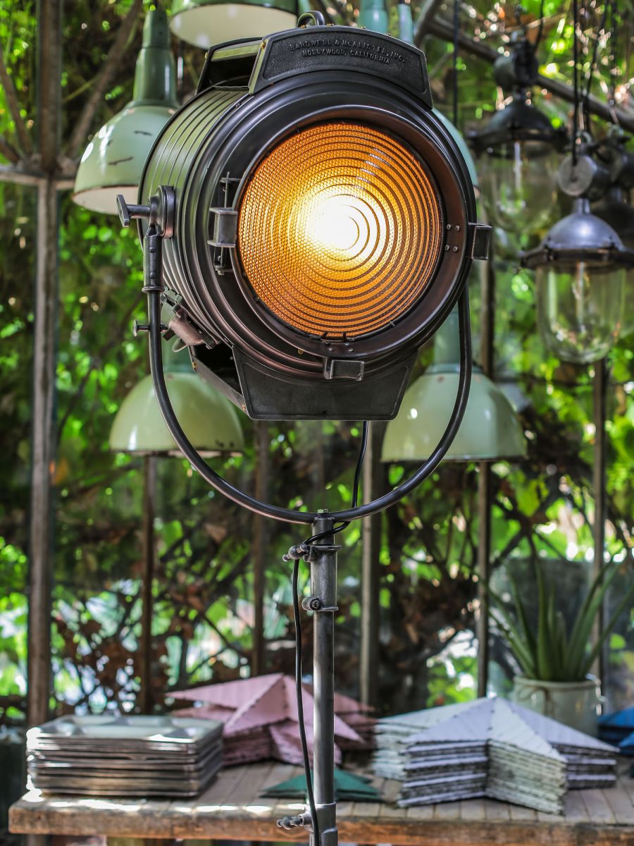 projecteur cinema MCALISTER des studios Hollywood Californie pied tripod – Image 6