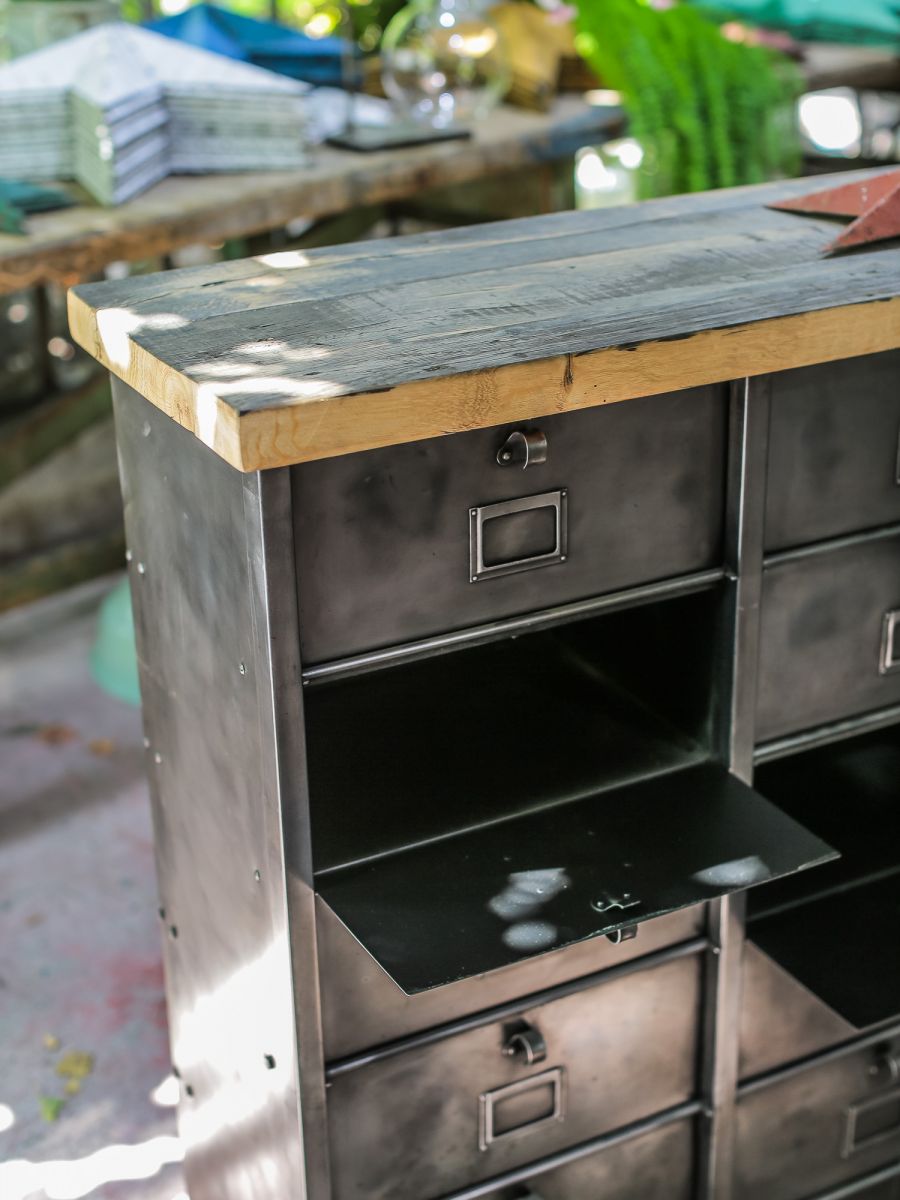 ancien grand meuble 10 casiers industriel strafor – Image 7