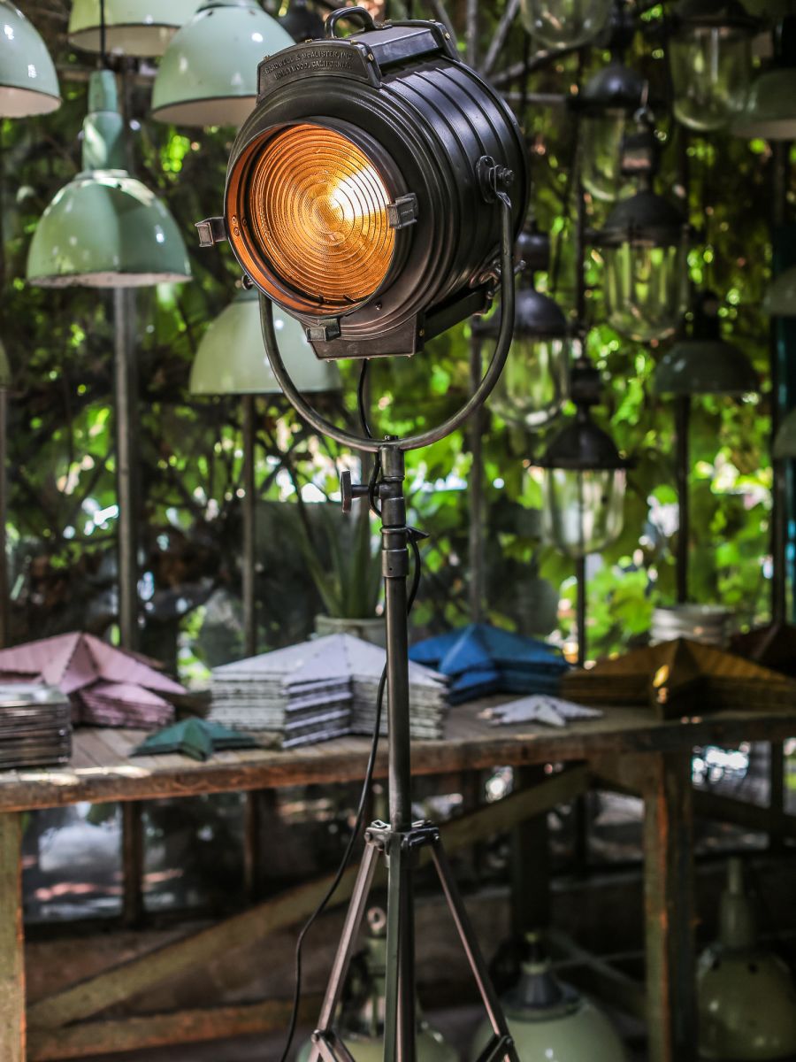 projecteur cinema MCALISTER des studios Hollywood Californie pied tripod – Image 9