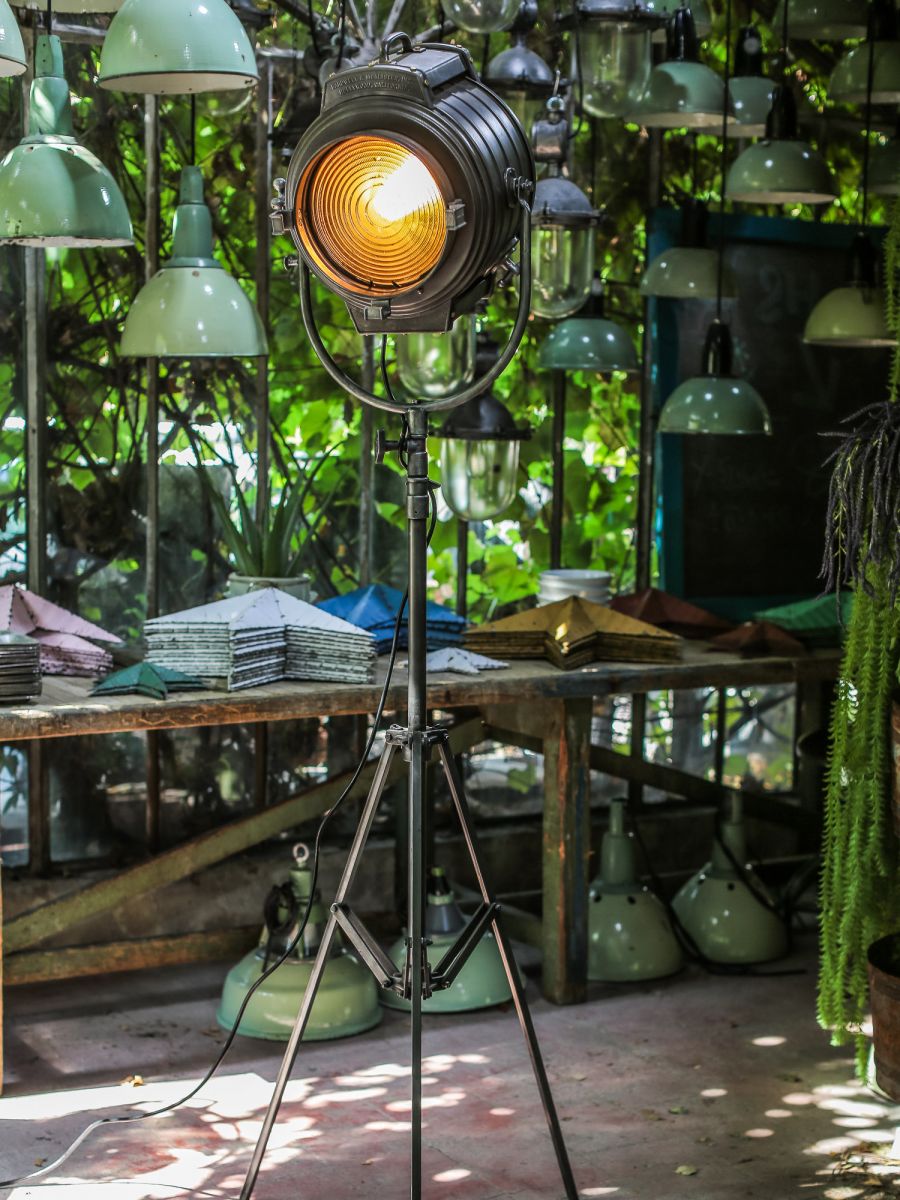 projecteur cinema MCALISTER des studios Hollywood Californie pied tripod – Image 10