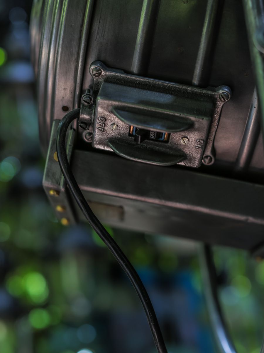 projecteur cinema MCALISTER des studios Hollywood Californie pied tripod – Image 12