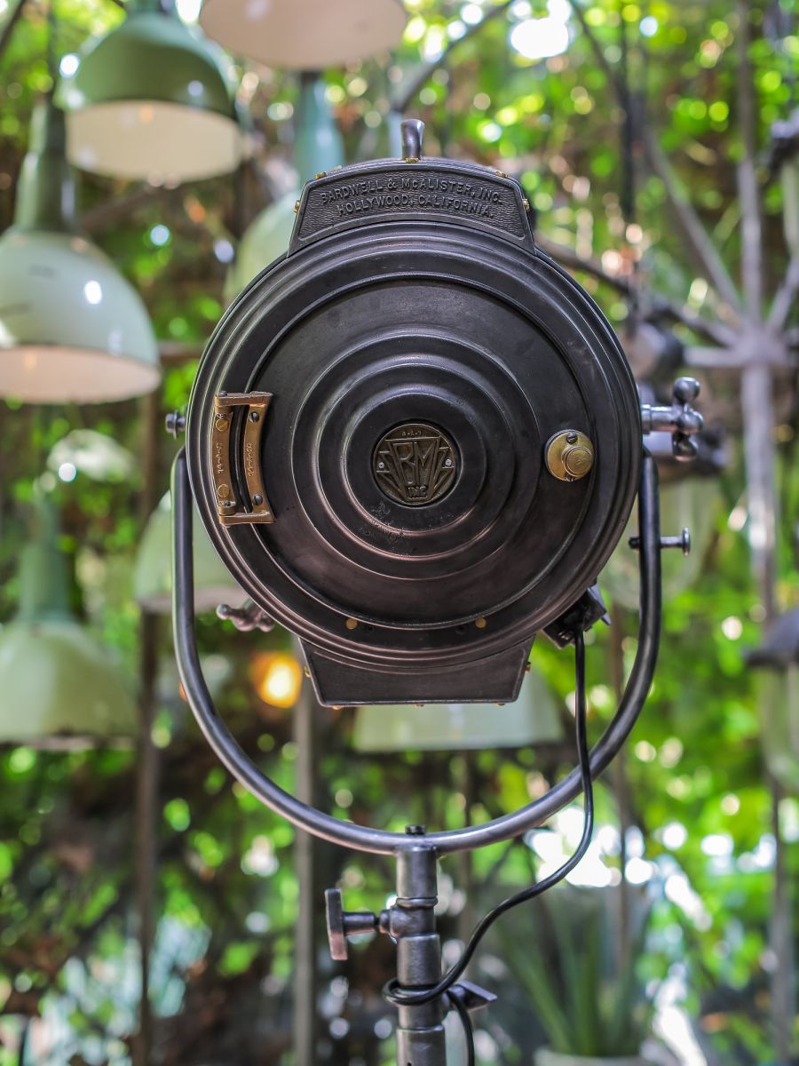 projecteur cinema MCALISTER des studios Hollywood Californie pied tripod – Image 17