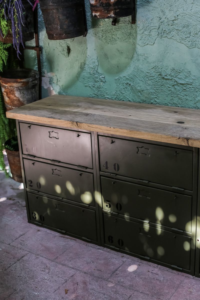 enfilade industrielle 12 compartiments atelier militaire plateau vieux chene massif – Image 13