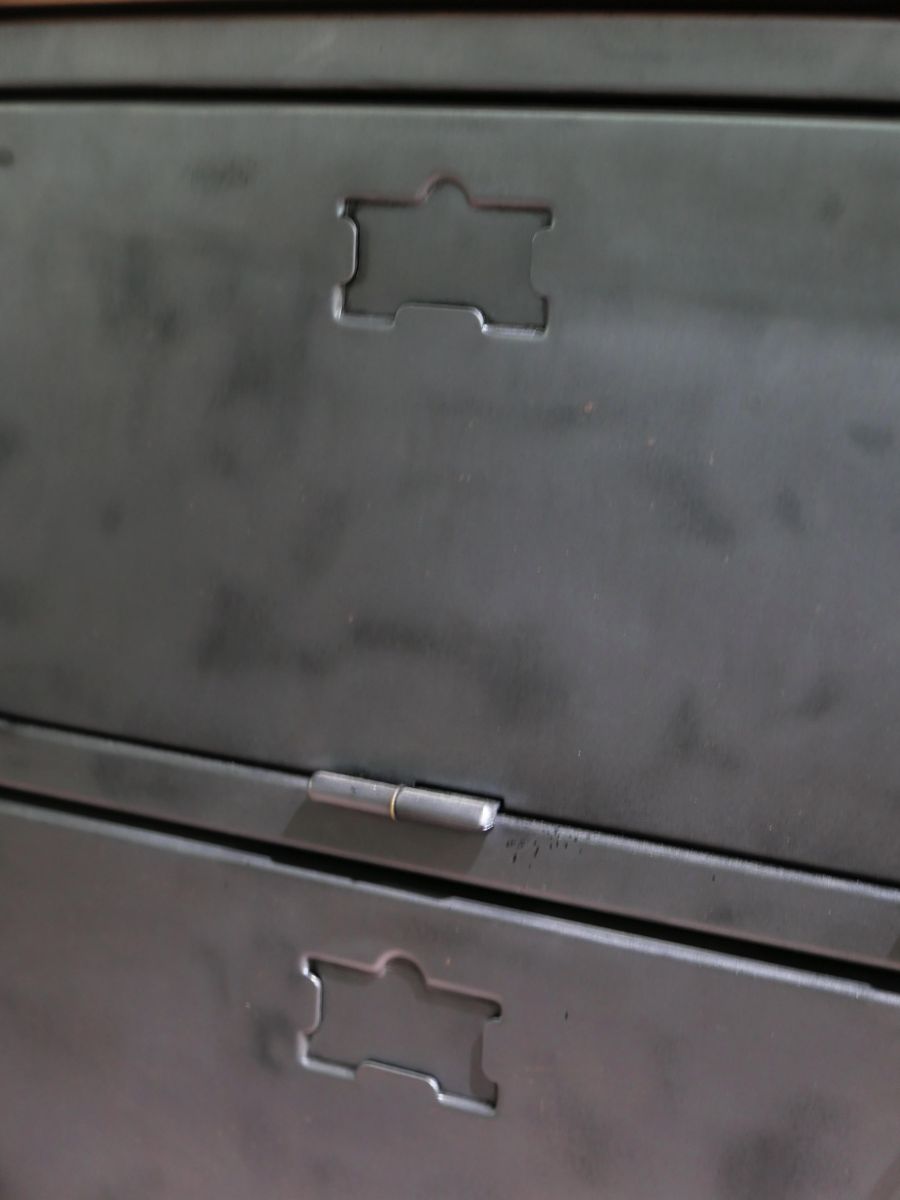 enfilade industrielle 9 compartiments atelier militaire plateau vieux chene massif – Image 14