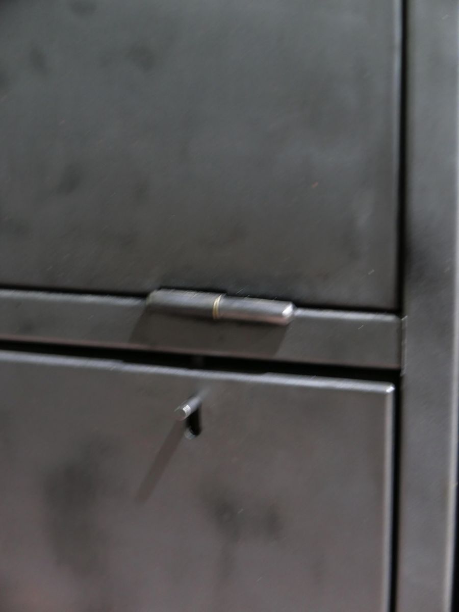 enfilade industrielle 9 compartiments atelier militaire plateau vieux chene massif – Image 16