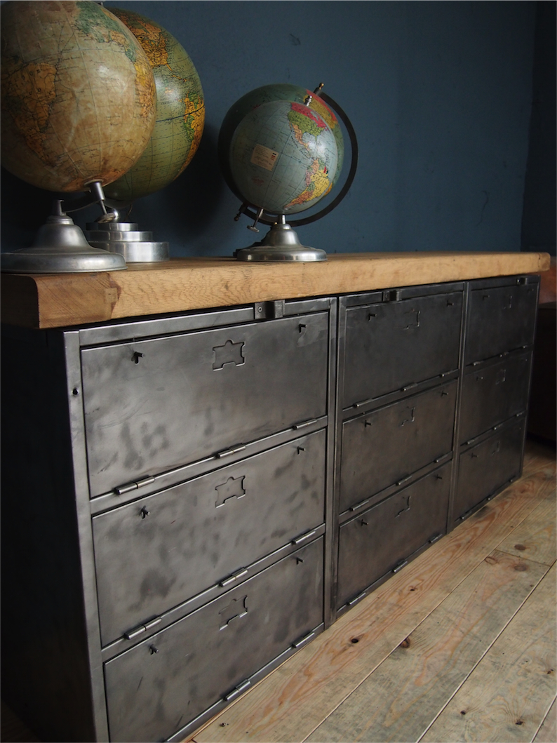 enfilade industrielle 9 compartiments atelier militaire plateau vieux chene massif – Image 2