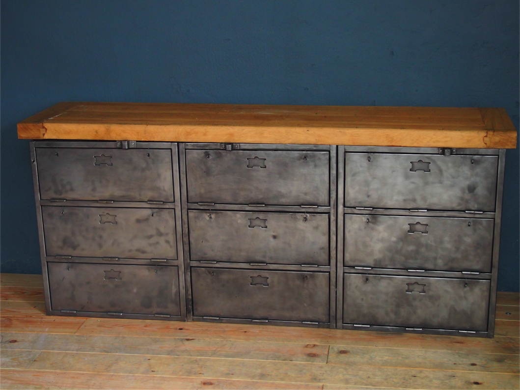 enfilade industrielle 9 compartiments atelier militaire plateau vieux chene massif – Image 3