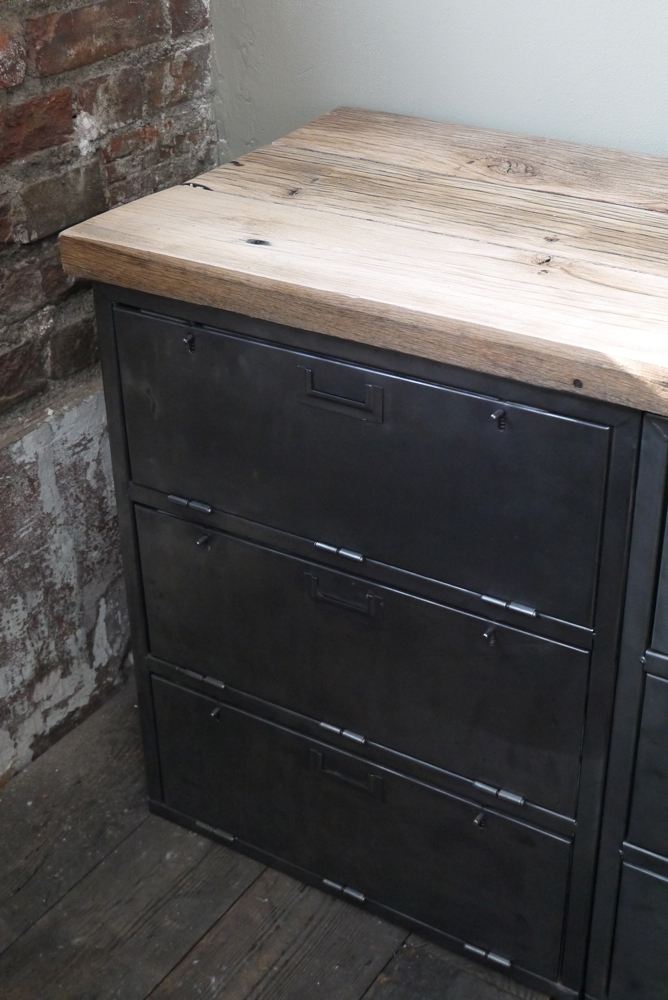 enfilade industrielle 9 compartiments atelier militaire plateau vieux chene massif – Image 5