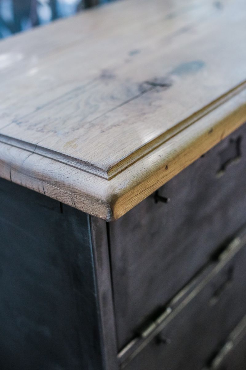 enfilade industrielle 9 compartiments atelier militaire plateau vieux chene massif – Image 13