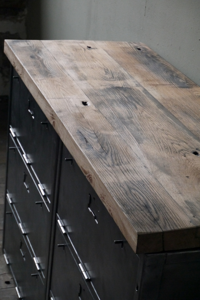 enfilade industrielle 6 compartiments atelier militaire plateau vieux chene massif – Image 5