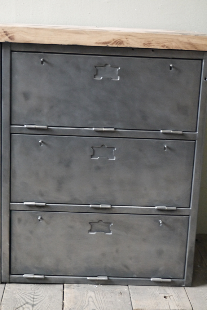 enfilade industrielle 6 compartiments atelier militaire plateau vieux chene massif – Image 7