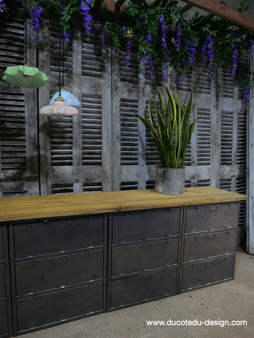 enfilade industrielle 12 compartiments atelier militaire plateau vieux chene massif – Image 9