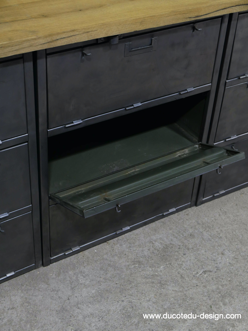 enfilade industrielle 12 compartiments atelier militaire plateau vieux chene massif – Image 19