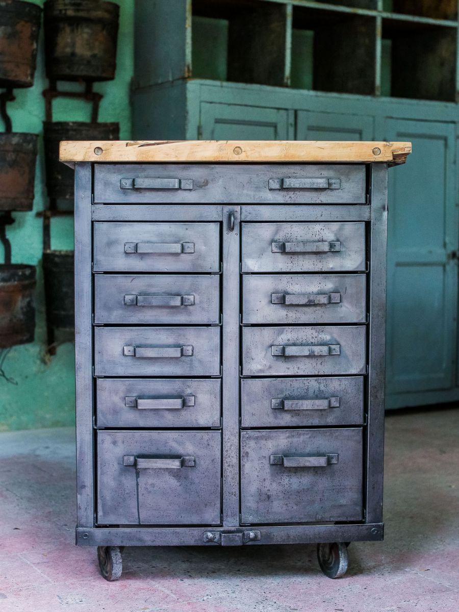 etabli d'atelier industriel metal 11 tiroirs plateau bois massif – Image 2