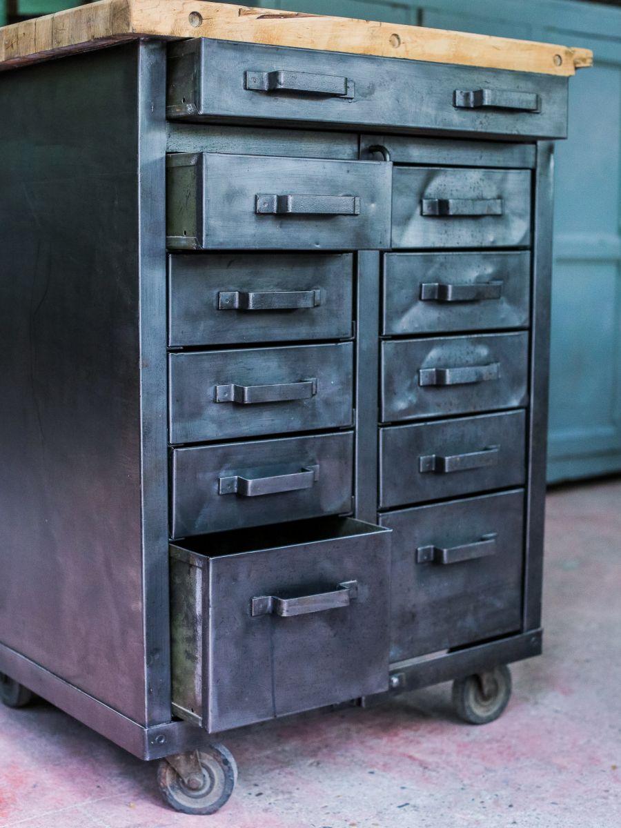 etabli d'atelier industriel metal 11 tiroirs plateau bois massif – Image 6