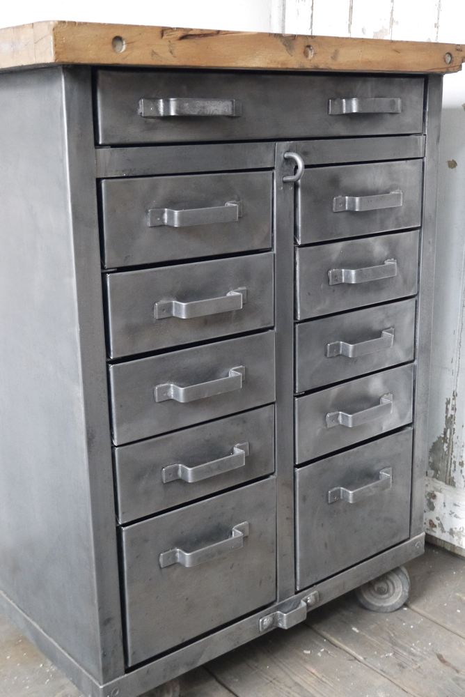etabli d'atelier industriel metal 11 tiroirs plateau bois massif – Image 7