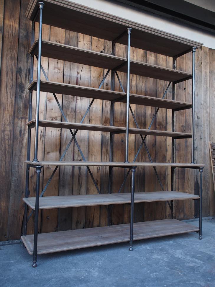 grande etagere bibliotheque de boutique Parisienne – Image 3