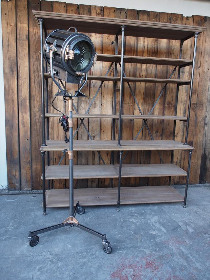 grande etagere bibliotheque de boutique Parisienne – Image 20