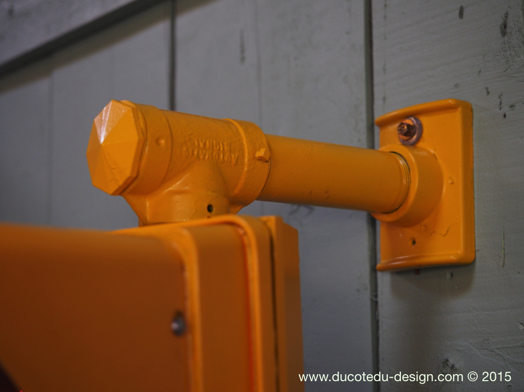 New York feu dont walk americain vintage USA jaune d'origine avec fixations murale – Image 5