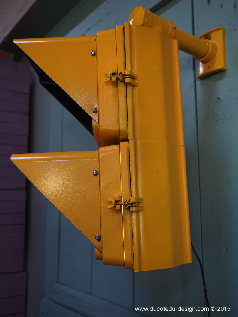 New York feu dont walk americain vintage USA jaune d'origine avec fixations murale – Image 10