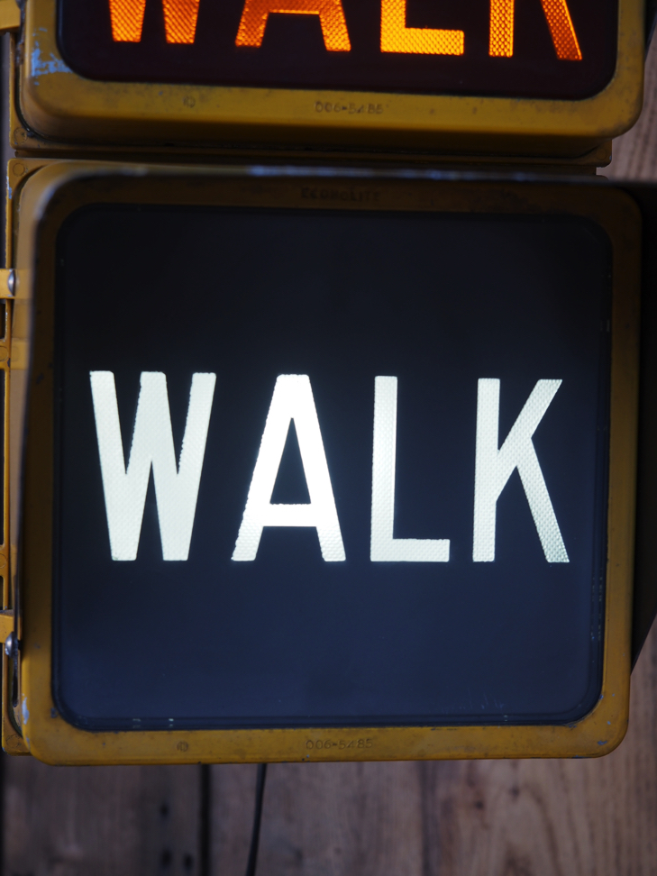 New York feu dont walk americain vintage USA jaune d'origine avec fixations murale – Image 7