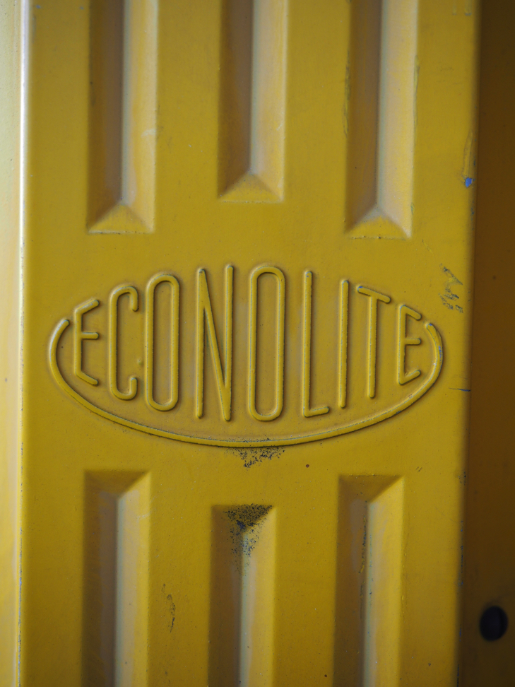 New York feu dont walk americain vintage USA jaune d'origine avec fixations murale – Image 12