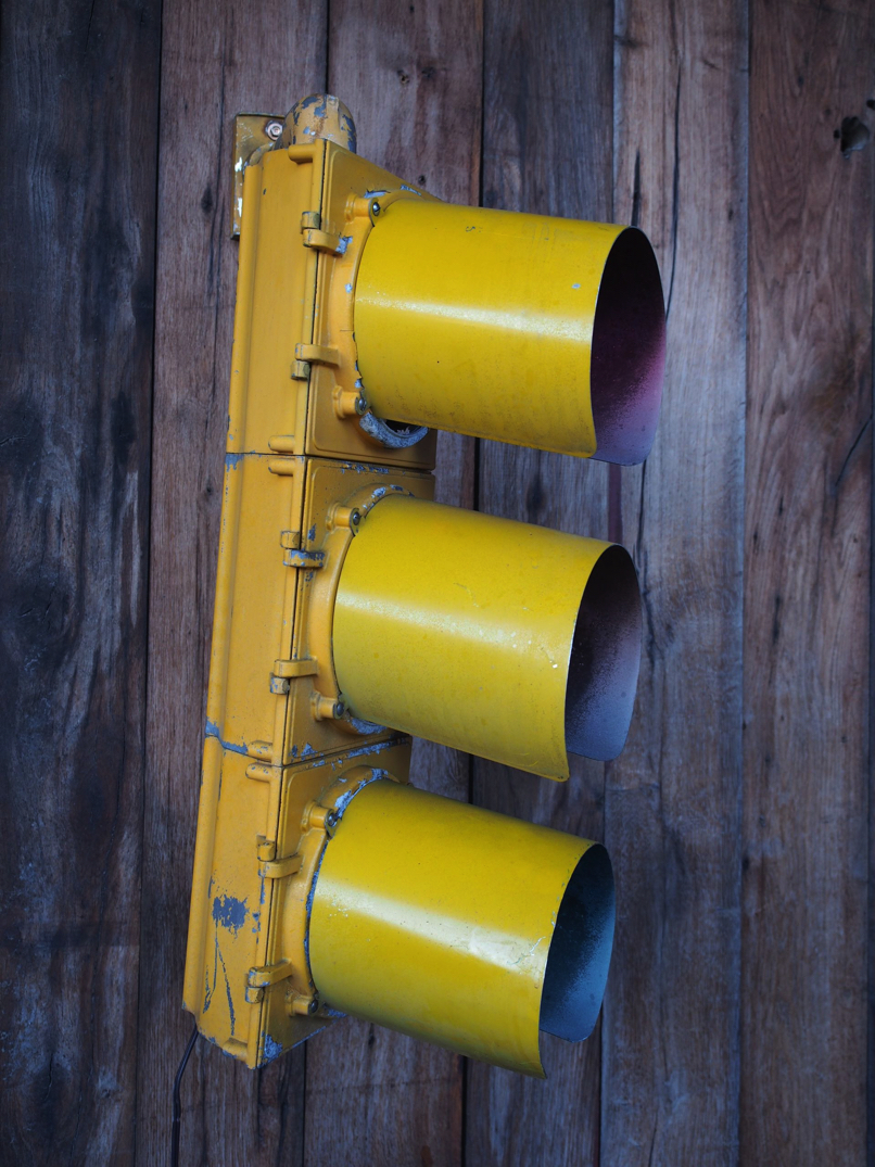 Feux tricolor piste cyclabe américain led 95 cm fixation murale – Image 4