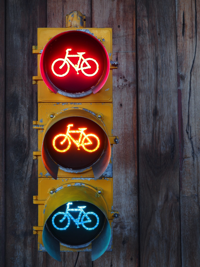 Feux tricolor piste cyclabe américain led 95 cm fixation murale – Image 14