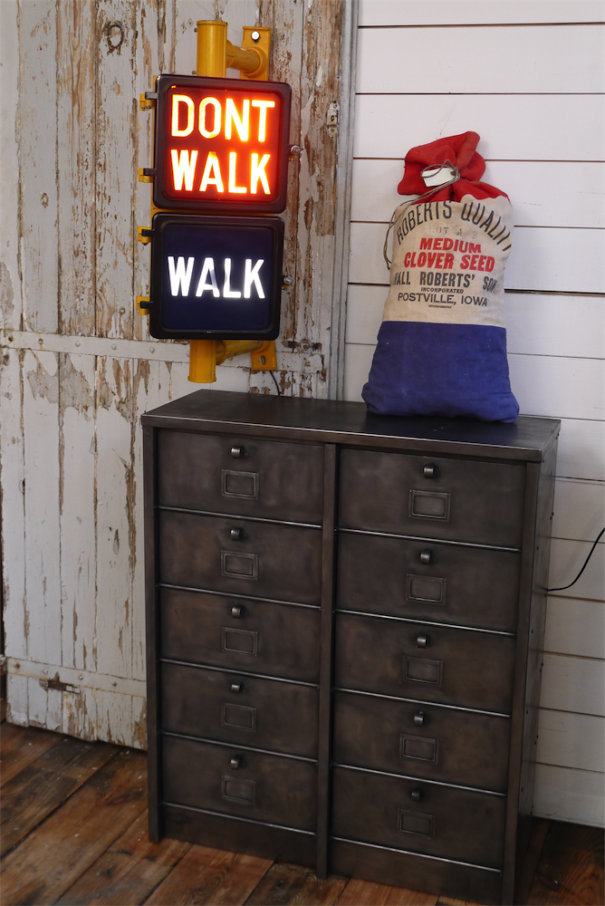 New York feu dont walk americain vintage USA jaune d'origine avec fixations murale – Image 13