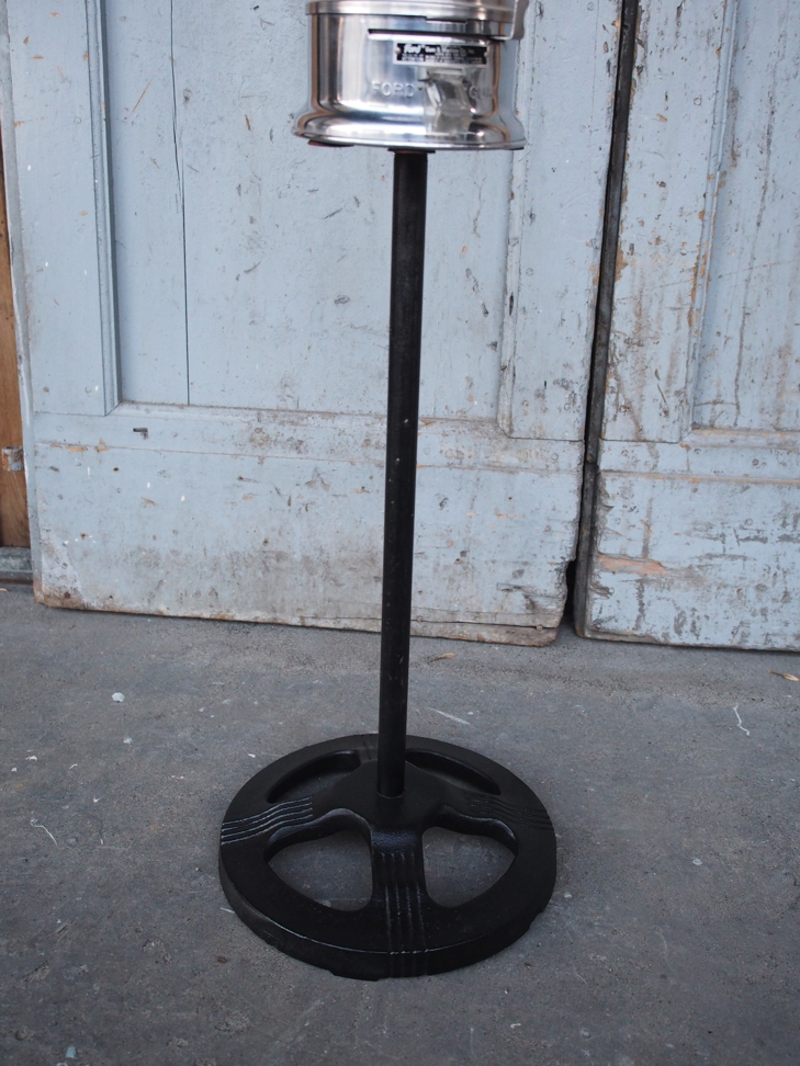 Distributeur à bonbon Ford Ball Gum 1950 Jaycees sur pied – Image 5