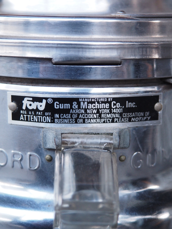 Distributeur à bonbon Ford Ball Gum 1950 Jaycees sur pied – Image 13