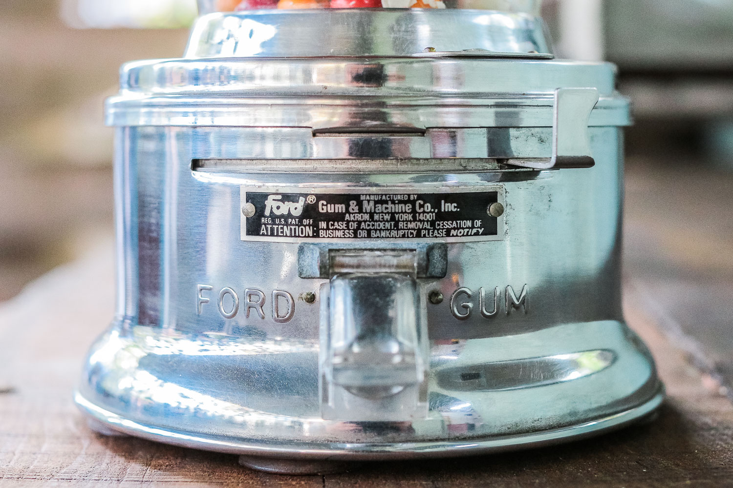 Distributeur à bonbon Ford Ball Gum 1950 hard candy – Image 9