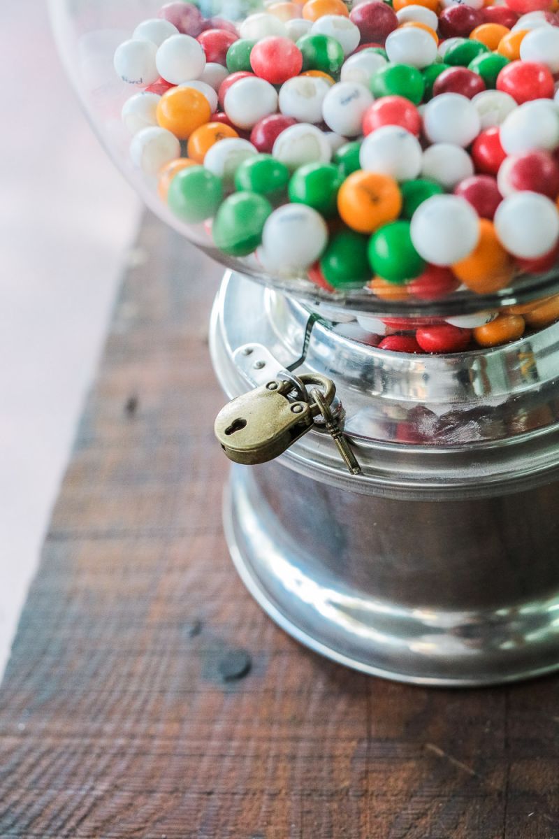 Distributeur à bonbon Ford Ball Gum 1950 hard candy – Image 7