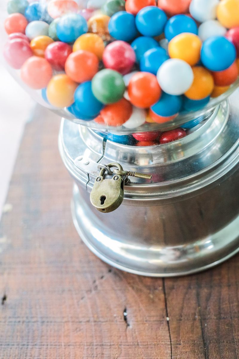 Distributeur à bonbon Ford Ball Gum 1950 hard candy – Image 6